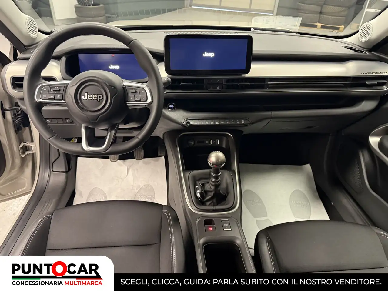 Jeep Avenger 1.2 Turbo Summit 14