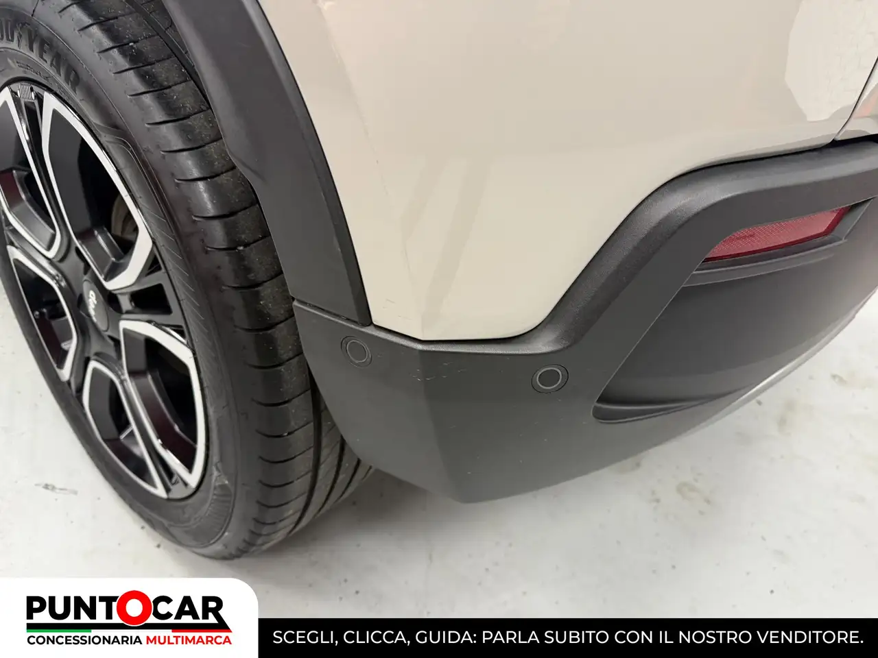 Jeep Avenger 1.2 Turbo Summit 10