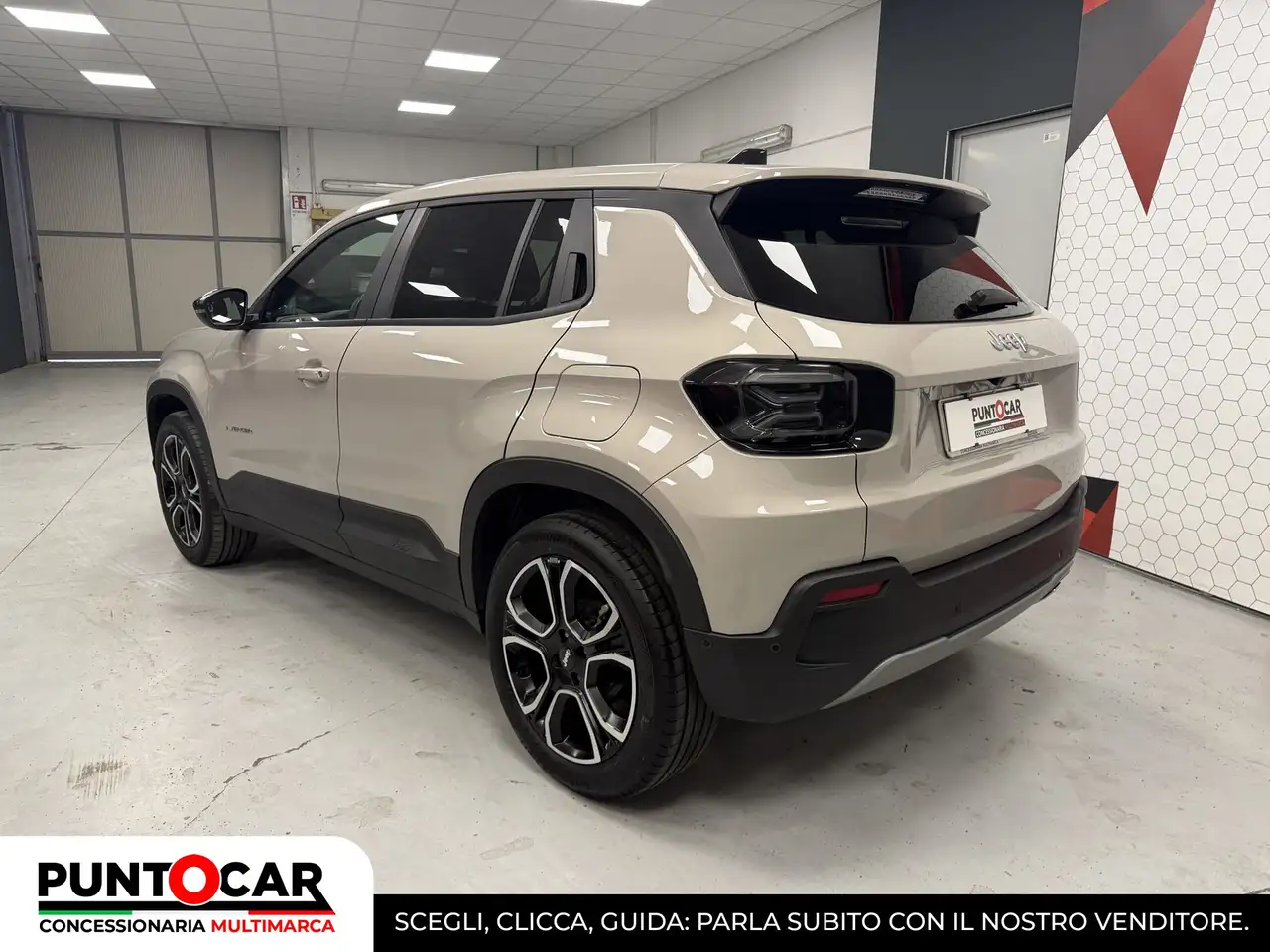 Jeep Avenger 1.2 Turbo Summit 9