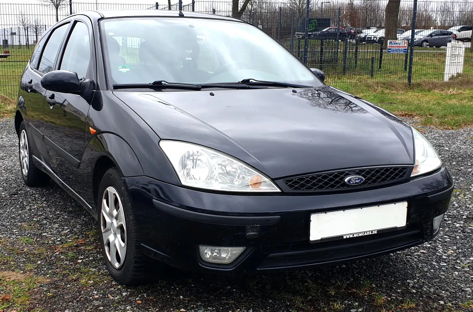 Ford Focus Trend 1.6! TÜV NEU! Klima!... Nero - 1