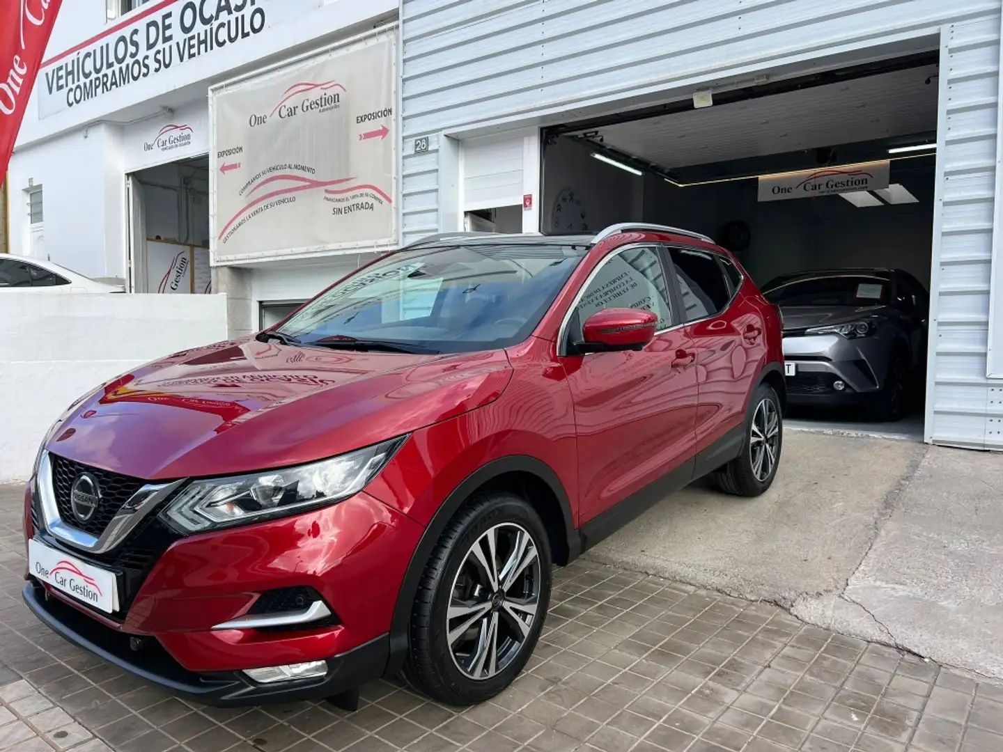 Nissan Qashqai 1.3 DIG-T N-Connecta 4x2 103kW Rouge - 1