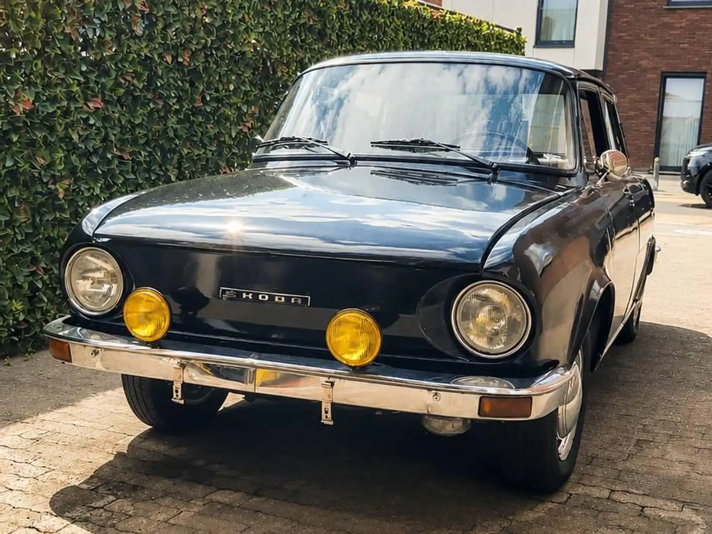 Skoda Sonstige s100 Schwarz - 1