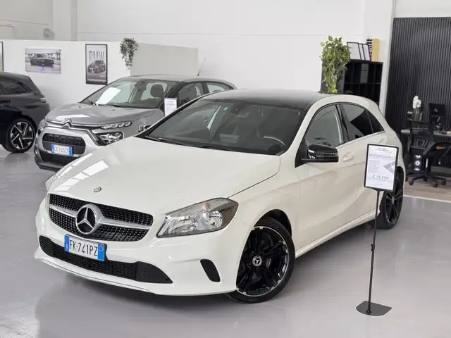 Mercedes-Benz A 200 d Premium auto my16