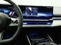 BMW 550 5 Serie Sedan 550e xDrive M Sportpakket | Adaptief Zwart - thumbnail 17