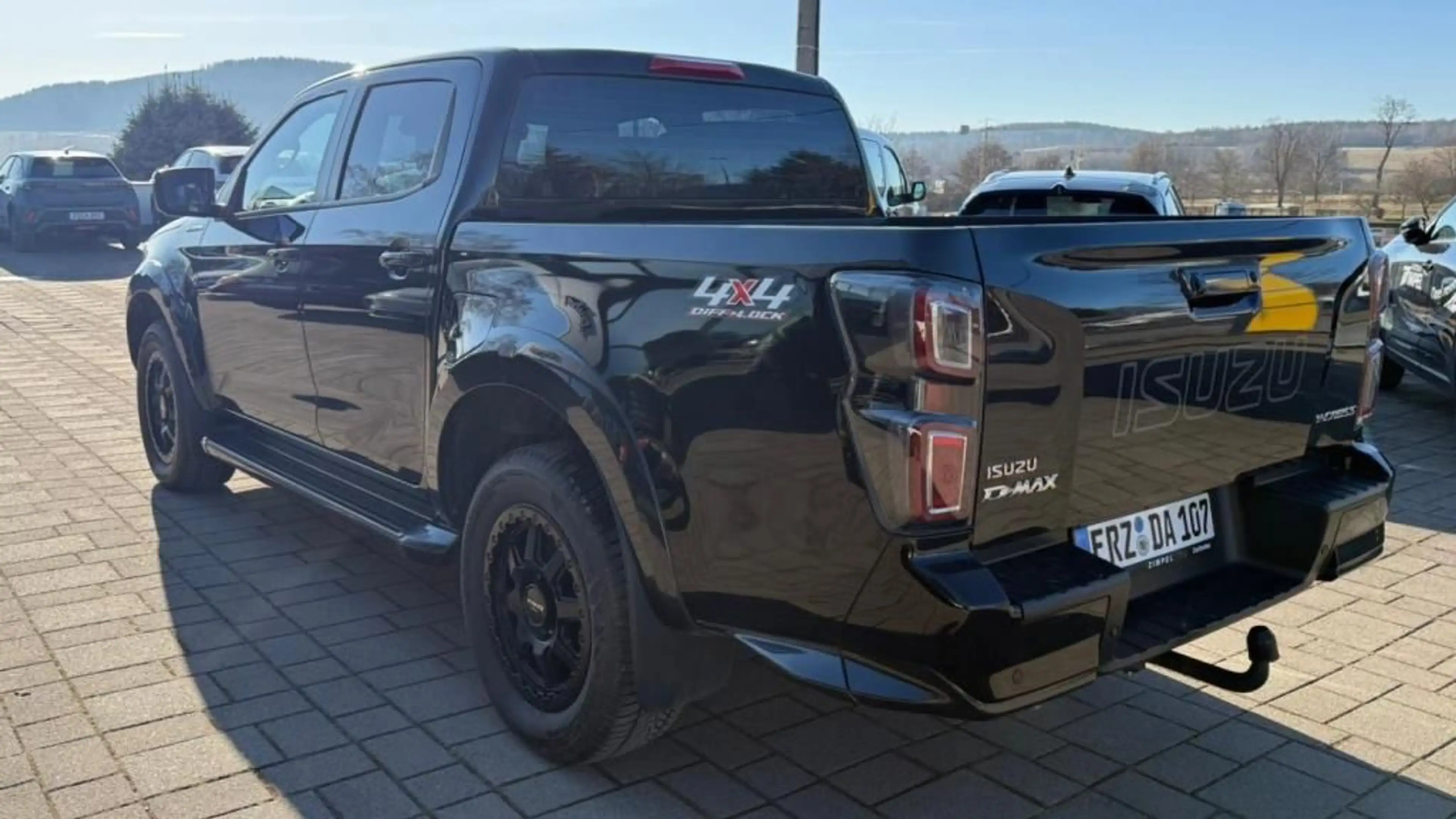 Isuzu D-Max Double Cab V-Cross Klimaautomatik+Kamera+L — photo 7