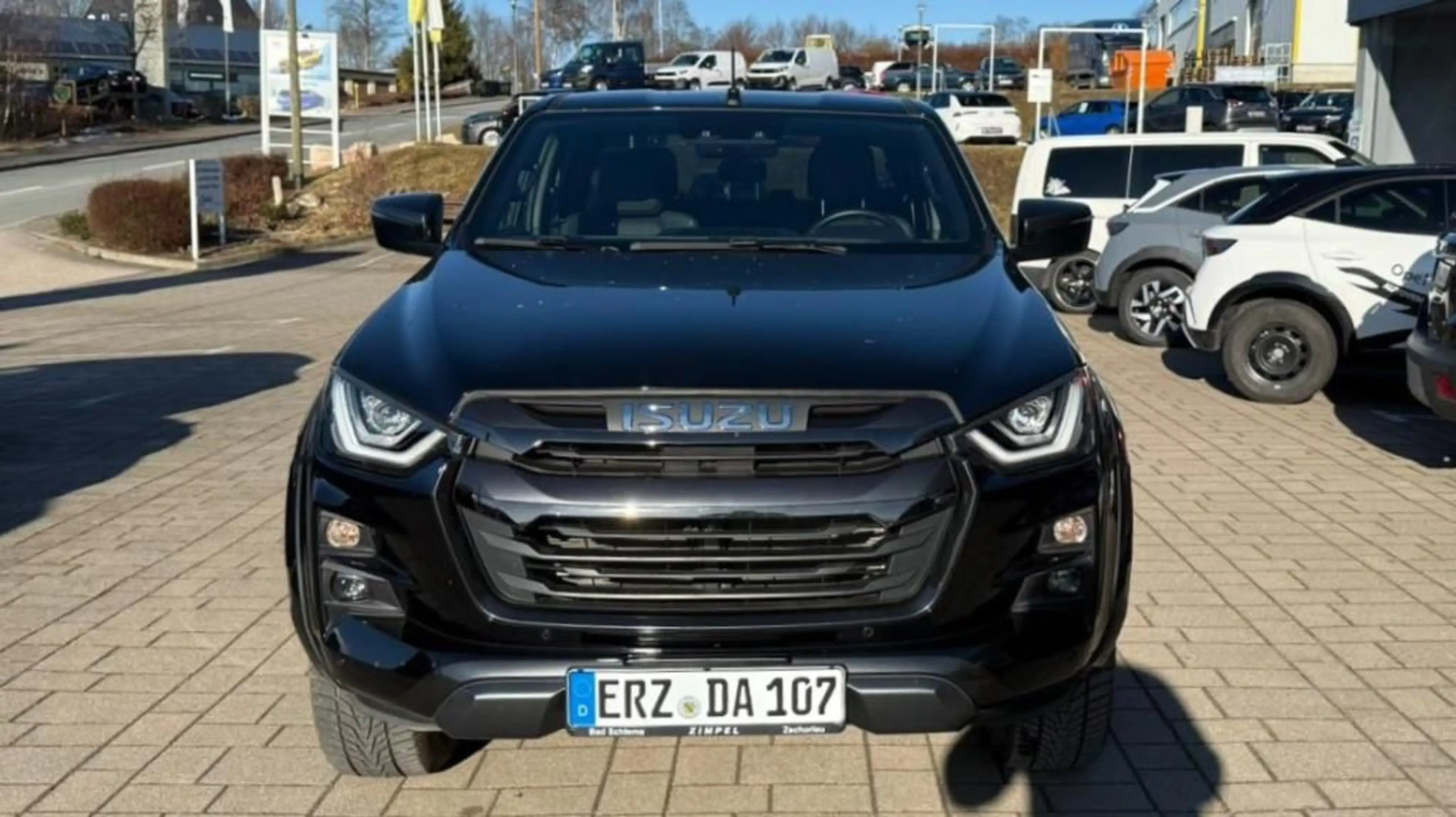 Isuzu D-Max Double Cab V-Cross Klimaautomatik+Kamera+L — photo 2