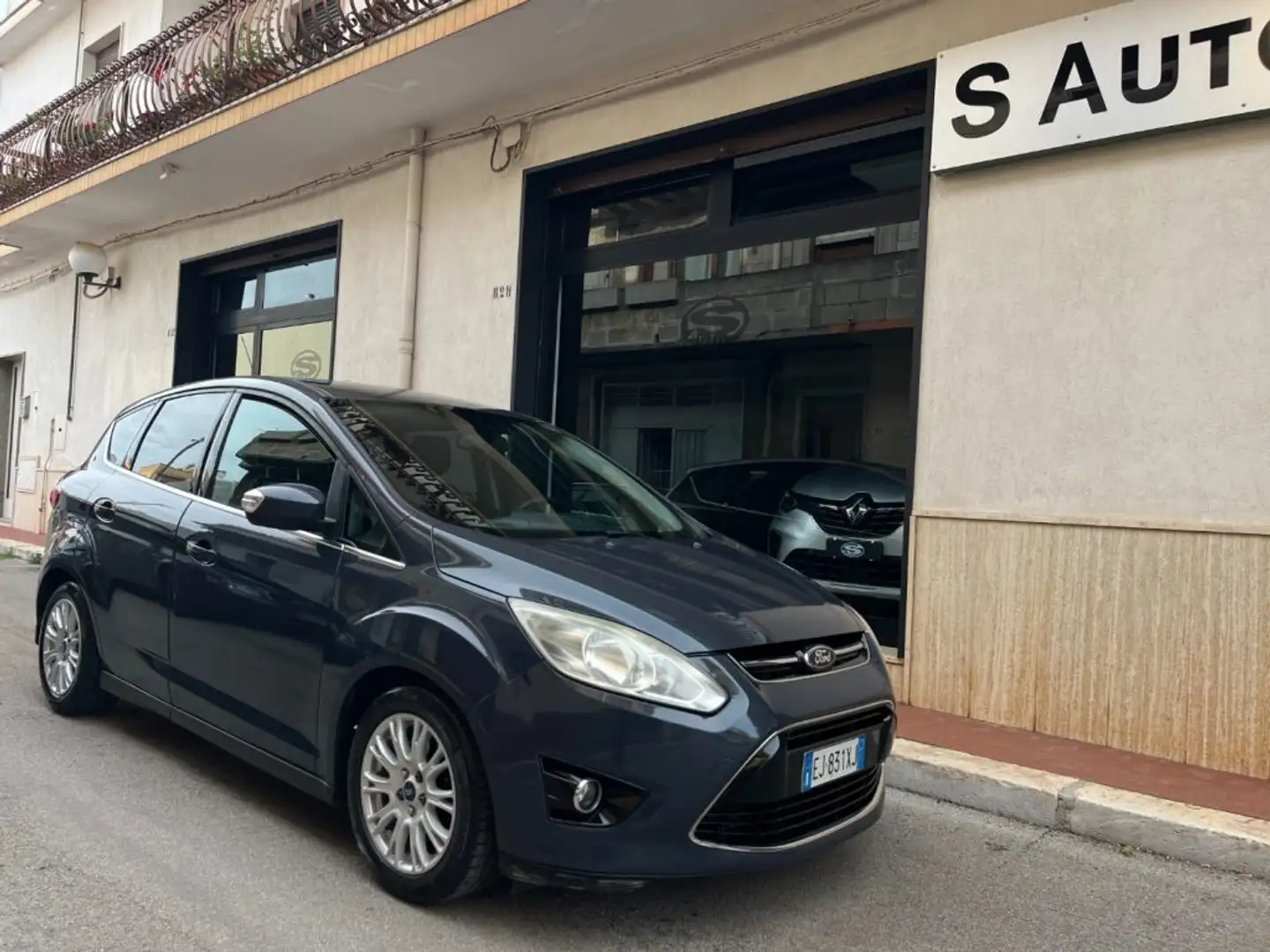 Ford C-Max 1.6 TDCi 115CV Titanium Gris - 1