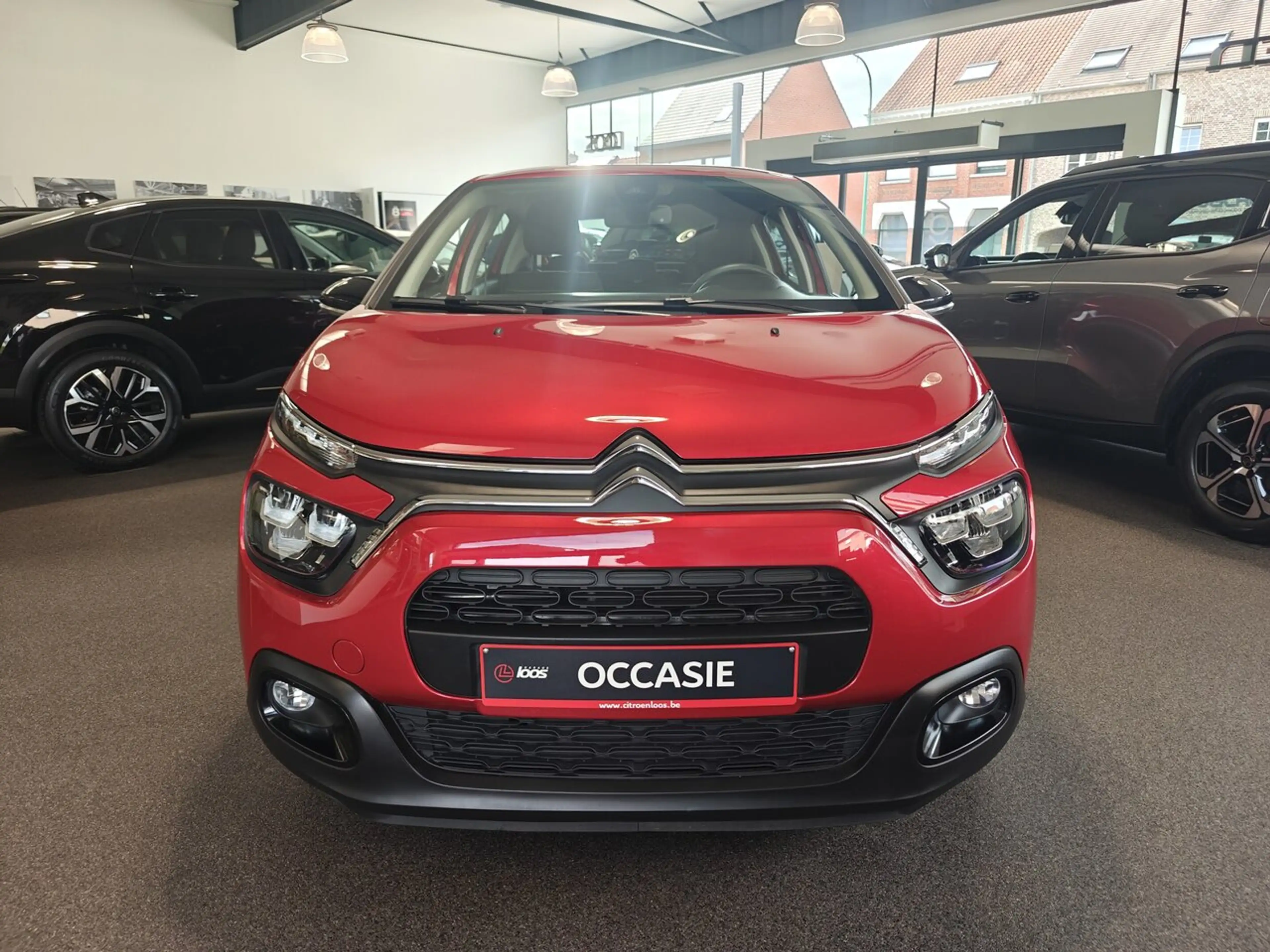Citroen C3 1.2 PureTech 83 MAN | Plus | Carplay | Sensoren... — photo 2