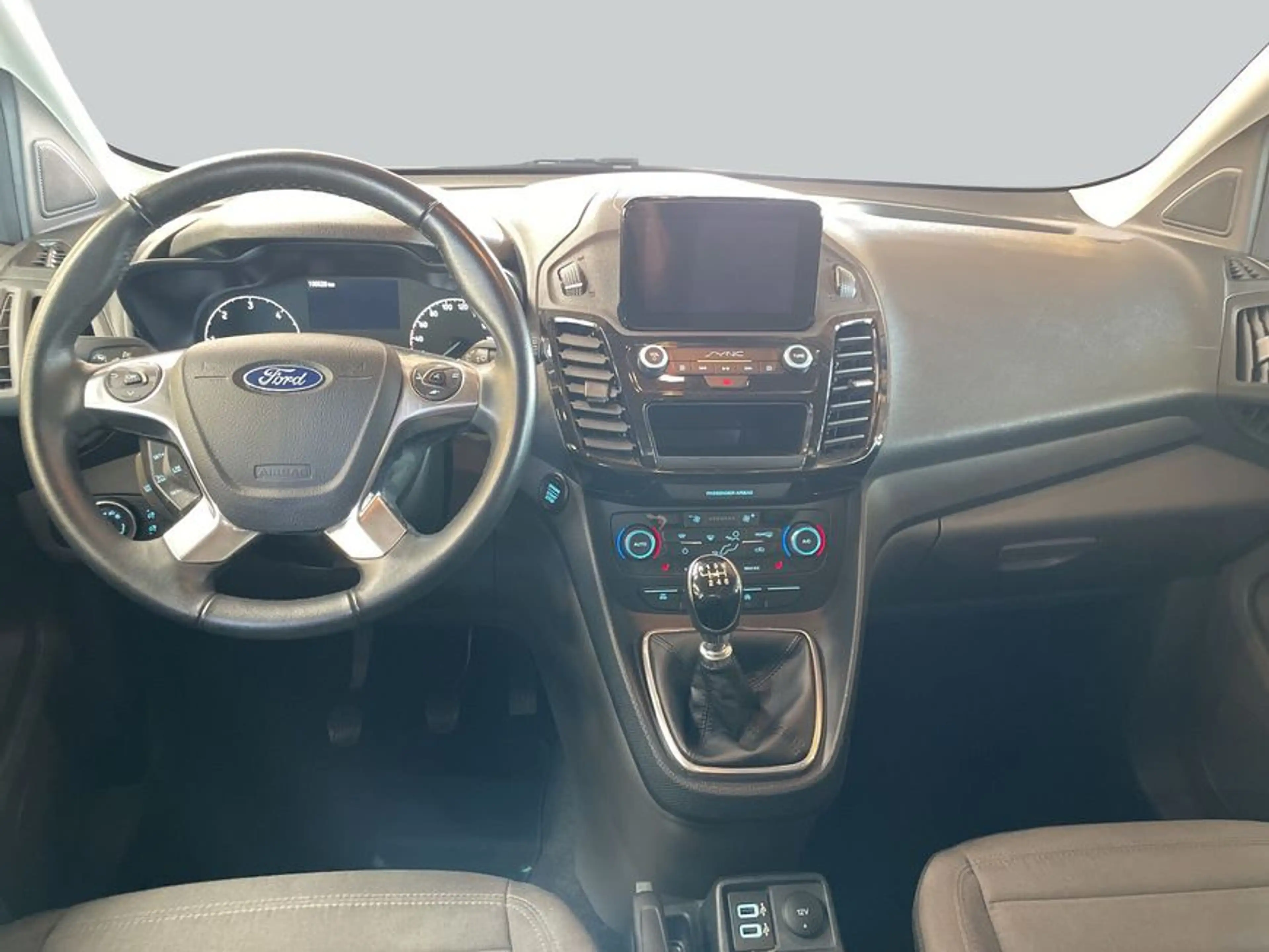 Ford Grand Tourneo Connect 1.5 Trend — photo 13