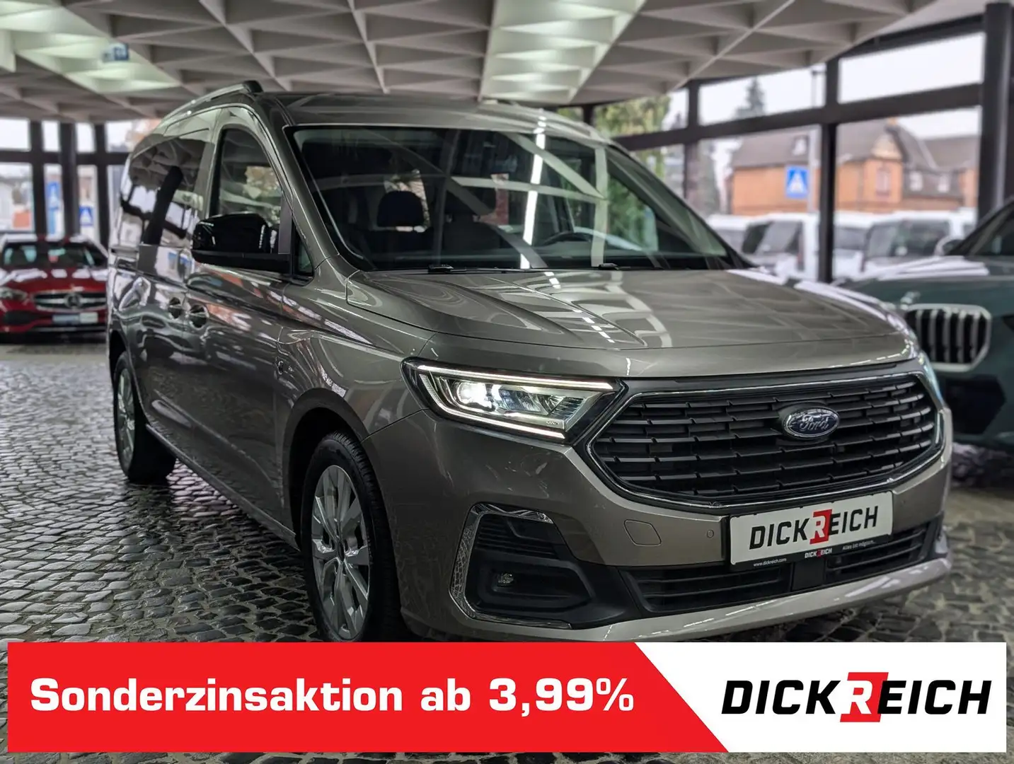 Ford Grand Tourneo L2 Titanium 7-Sit Bi-LED Cam AHK Szary - 1