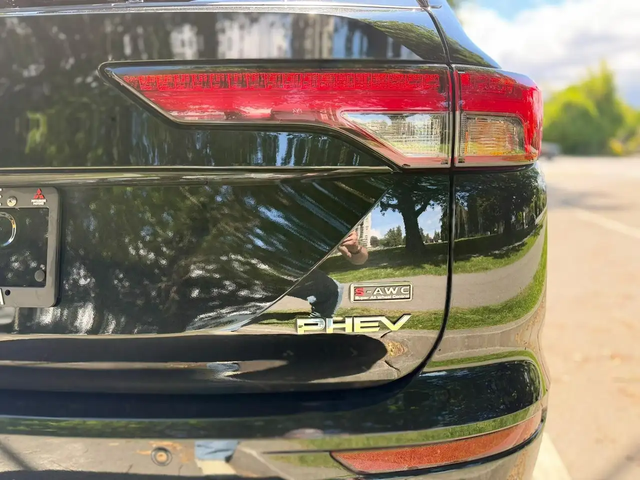 Mitsubishi Outlander снимка Mitsubishi Outlander