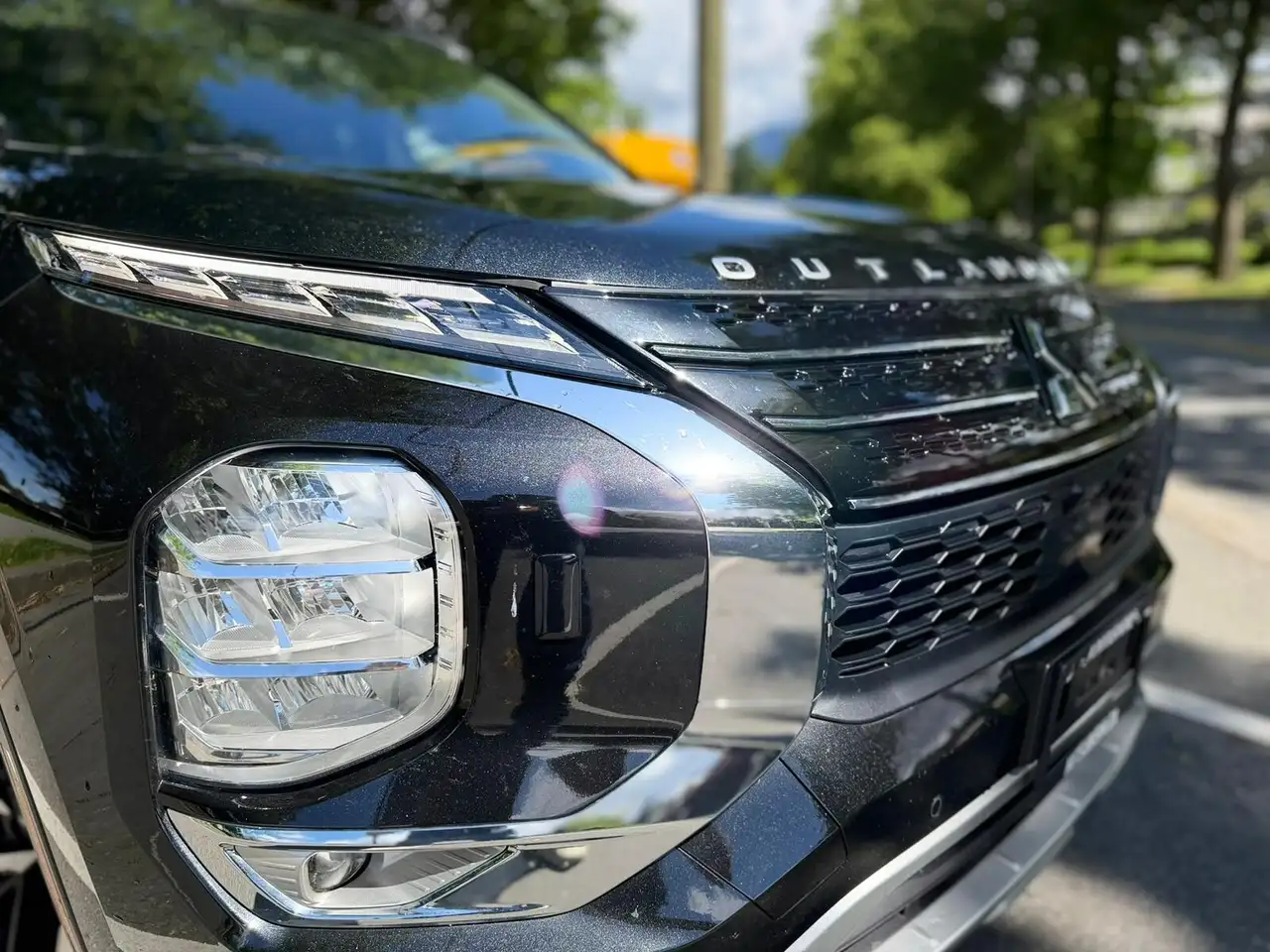 Mitsubishi Outlander снимка Mitsubishi Outlander