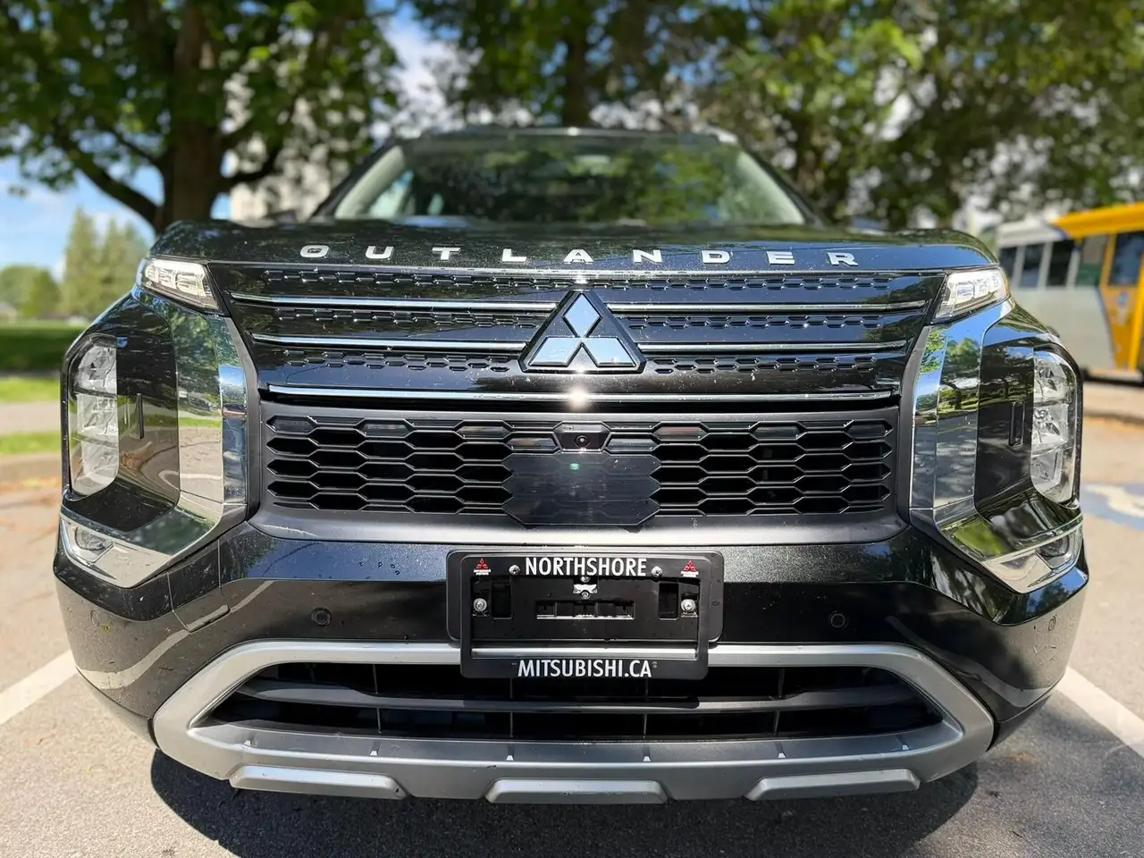 Mitsubishi Outlander снимка Mitsubishi Outlander