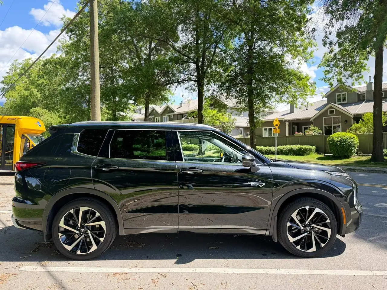 Mitsubishi Outlander снимка Mitsubishi Outlander