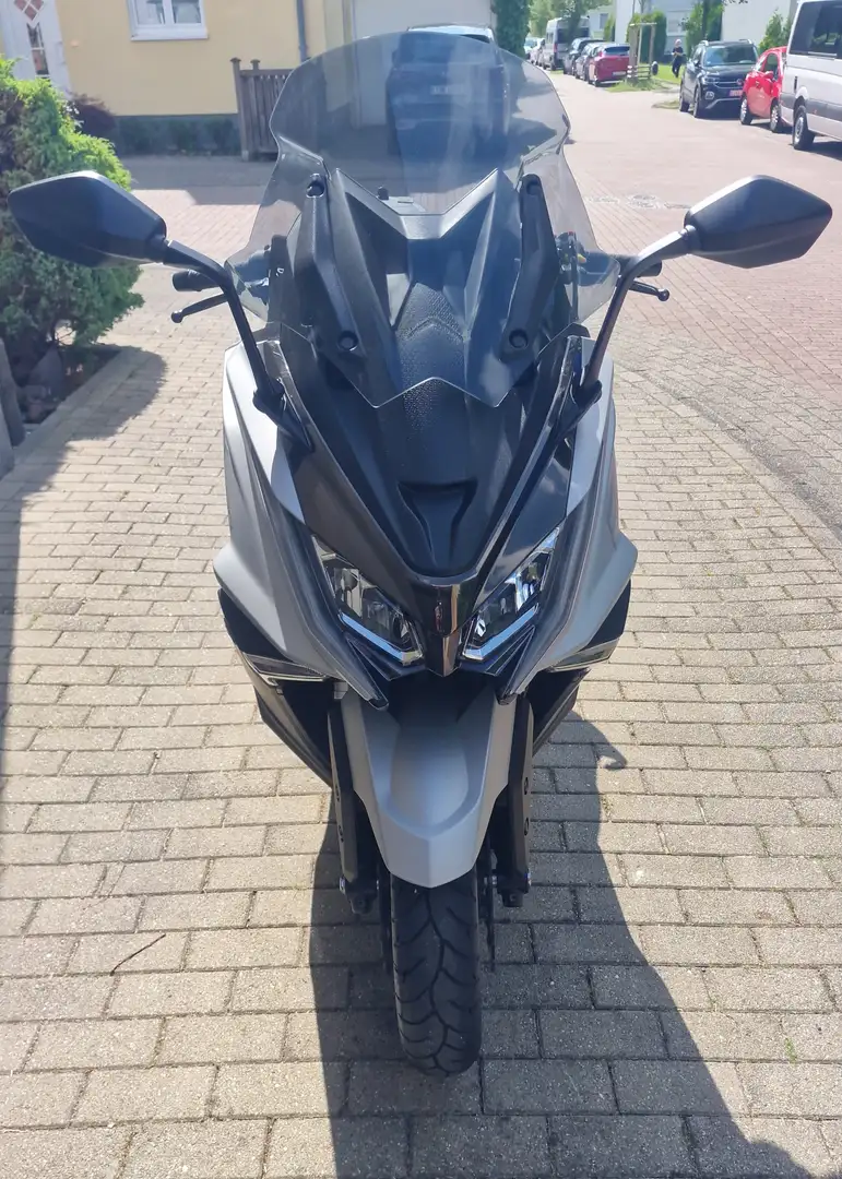 Kymco AK 550 Argintiu - 1