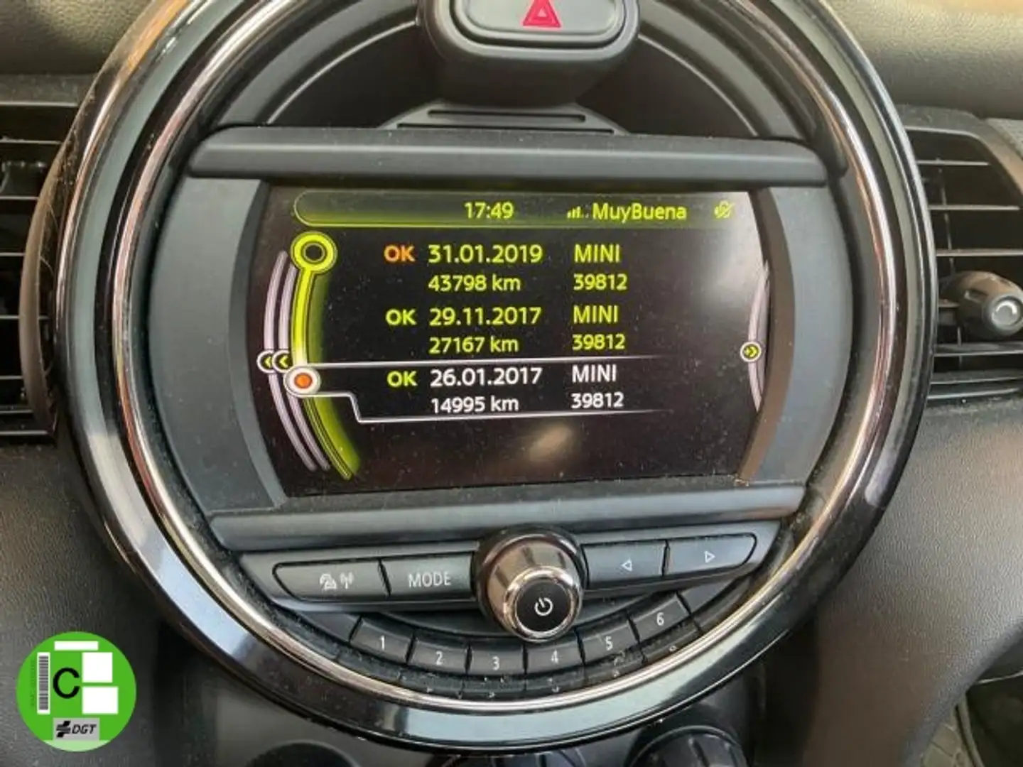 MINI Cooper D 5 puertas Aut. Amarillo - 2