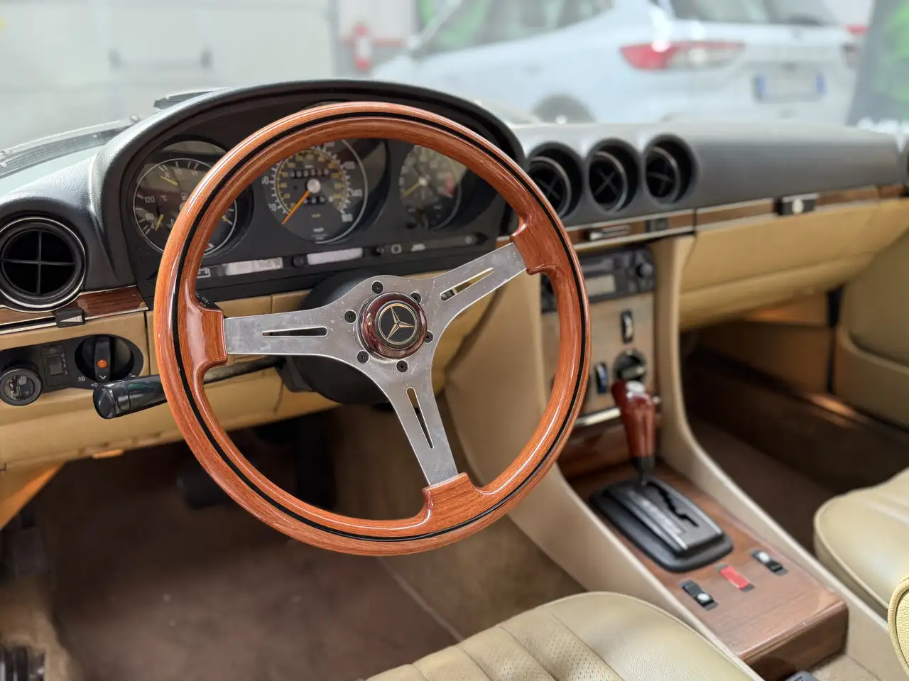 Mercedes-Benz SL 380 Roadster, foto 12