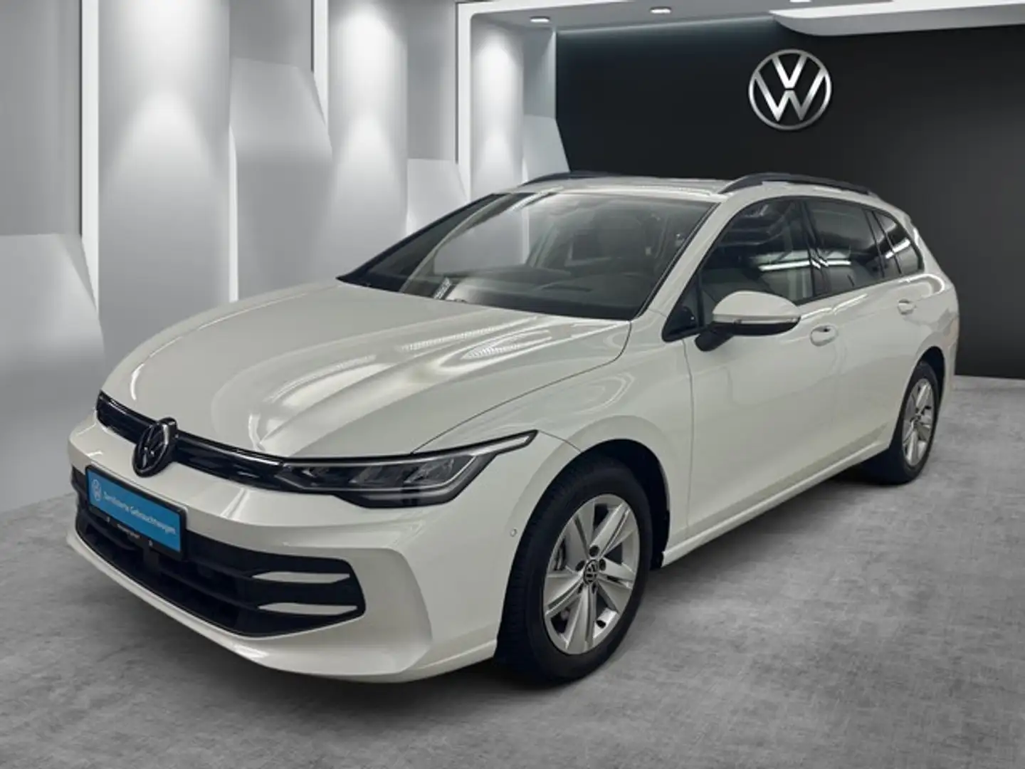 Volkswagen Golf VIII Variant 2.0 TDI Life AHK NAVI ACC LED Weiß - 2