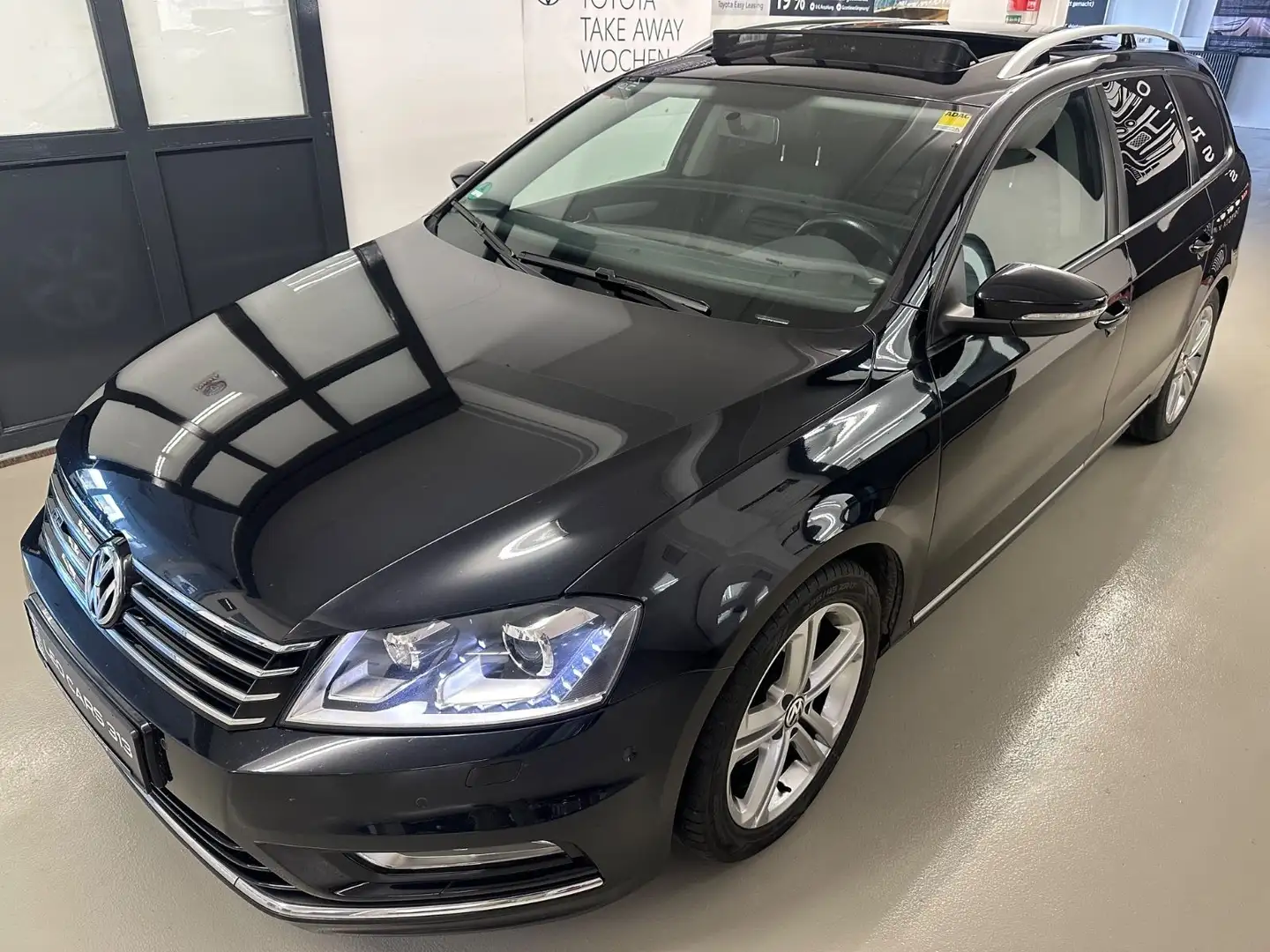 Volkswagen Passat Variant Variant R-Line Panorama BlueMotion 4Motion DSG Noir - 1
