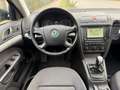 Skoda Octavia Combi 2.0 FSI 4X4/NAVI/SHZ/PDC/AHK/XENON Schwarz - thumbnail 16