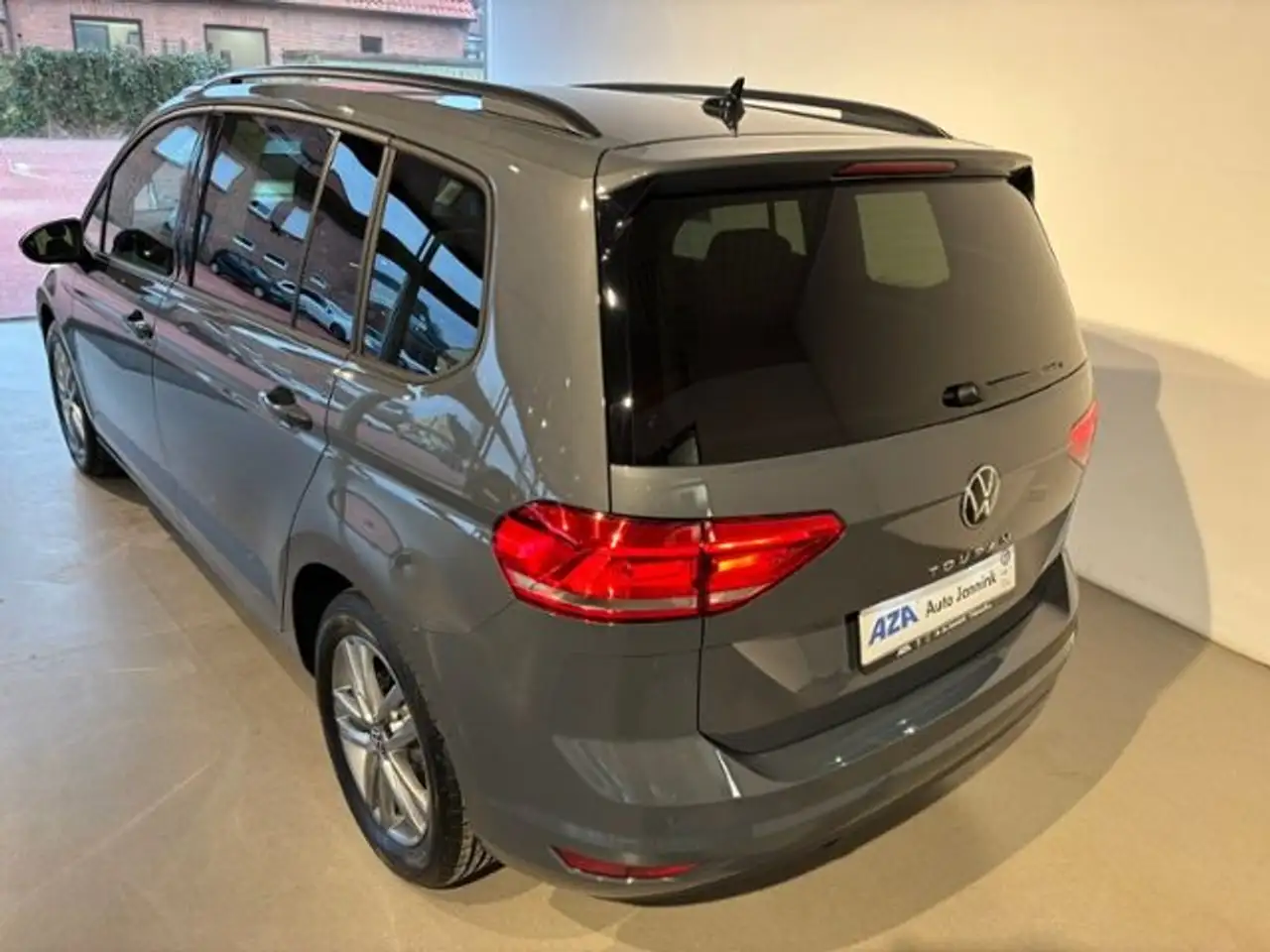 Volkswagen Touran 1.5 TSI Comfortline | AHK | 7-Sitzer | Na 6