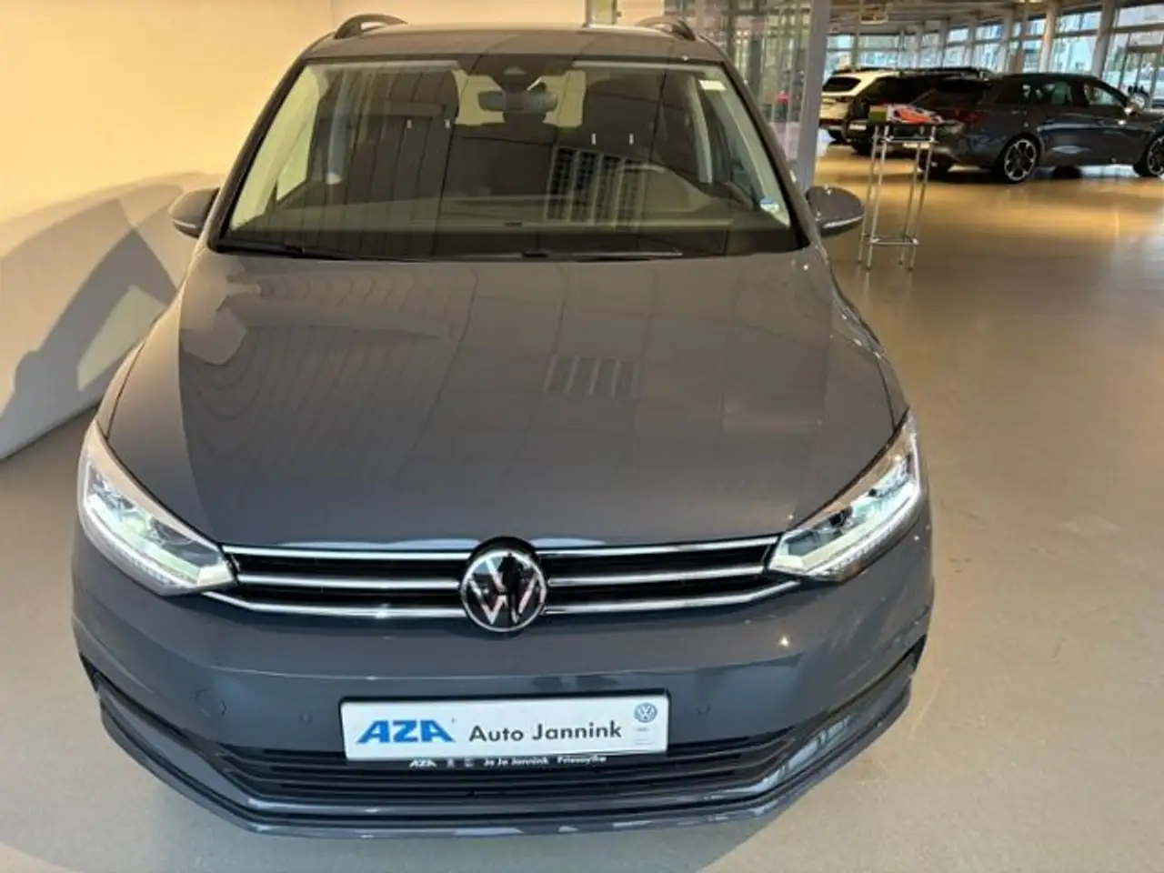 Volkswagen Touran 1.5 TSI Comfortline | AHK | 7-Sitzer | Na 4
