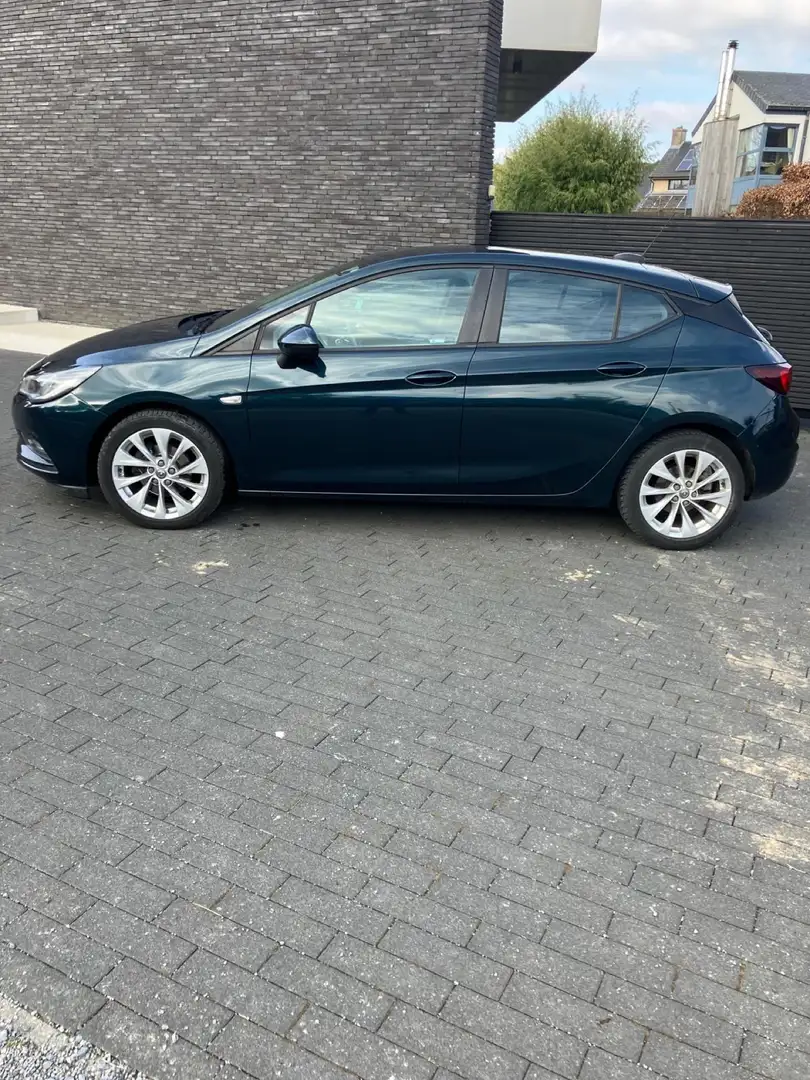 Opel Astra 1.6 D (CDTI) Start/Stop Sports Tourer Innovation Vert - 1