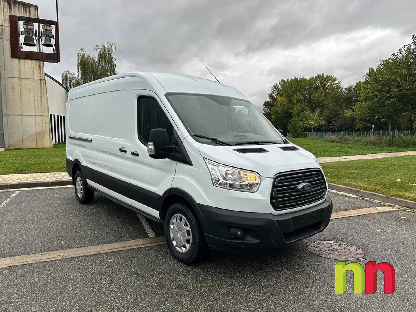 Ford Transit 310 96kW L3H2 Van Trend Delantera Wit - 2