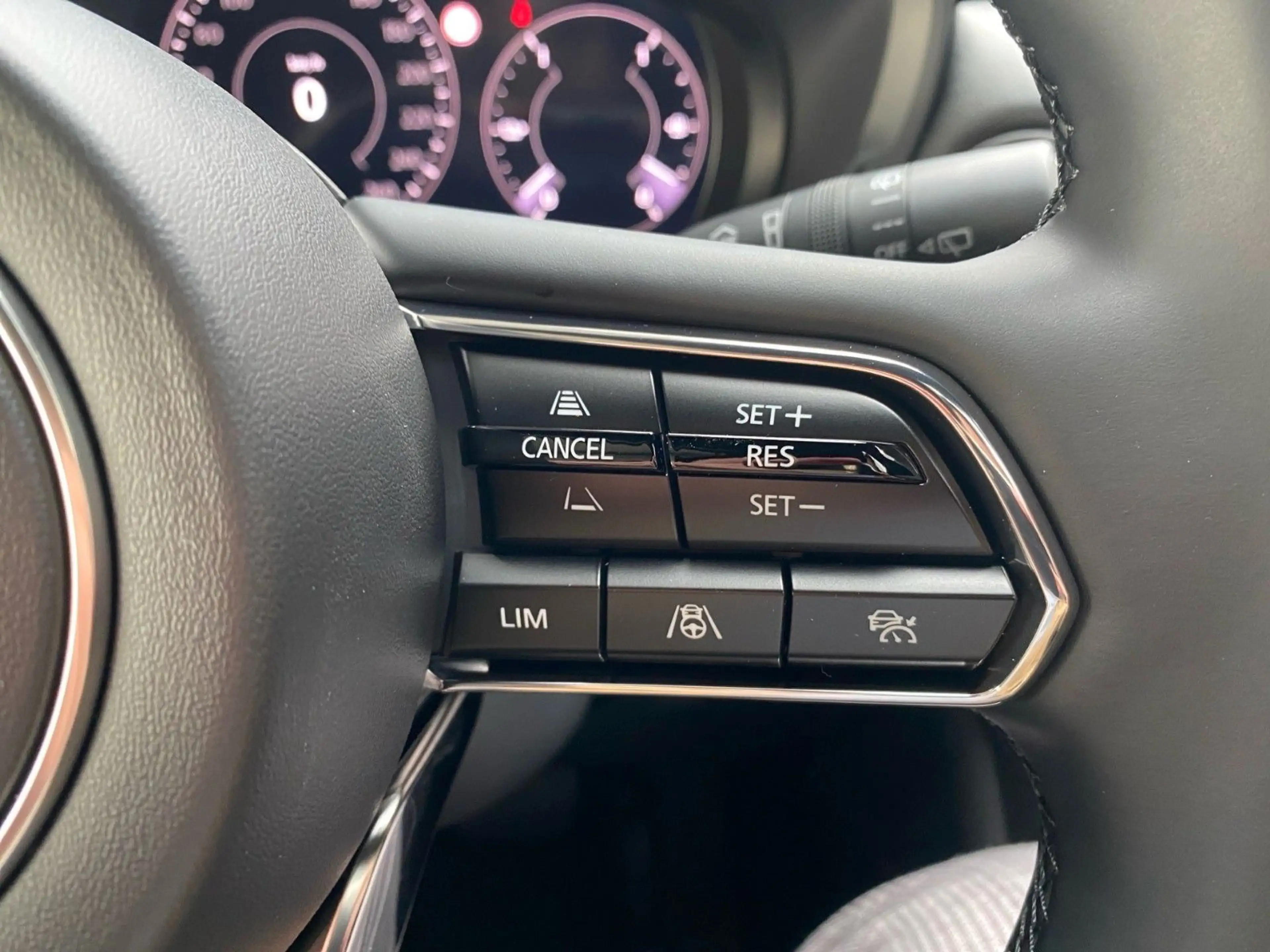 Mazda CX-80 Homura Plus Plug-InHybrid (PHEV) AWD — photo 12