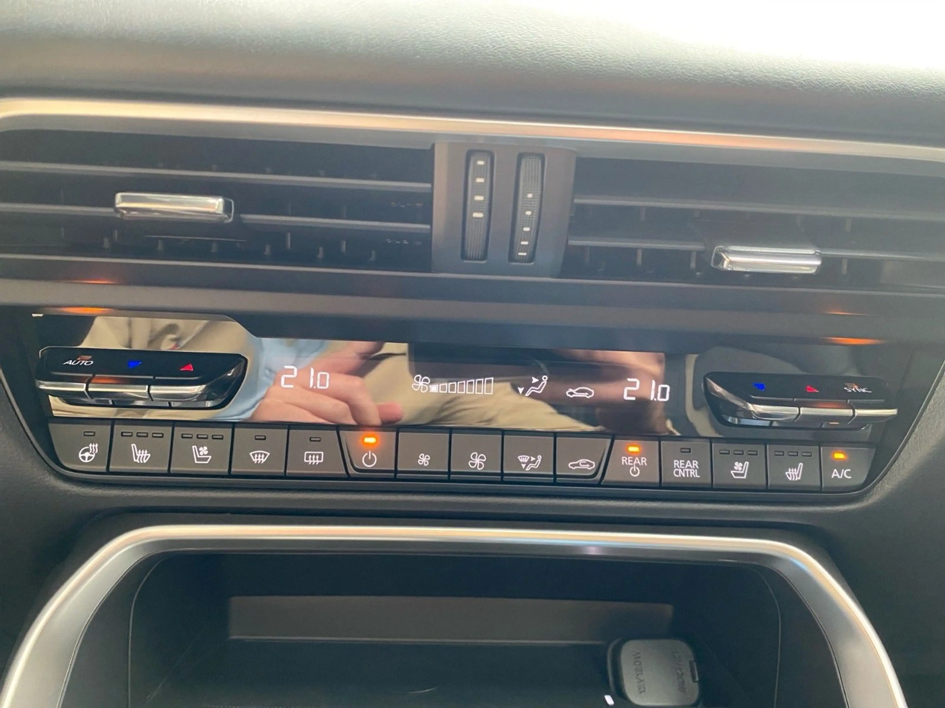 Mazda CX-80 Homura Plus Plug-InHybrid (PHEV) AWD — photo 15