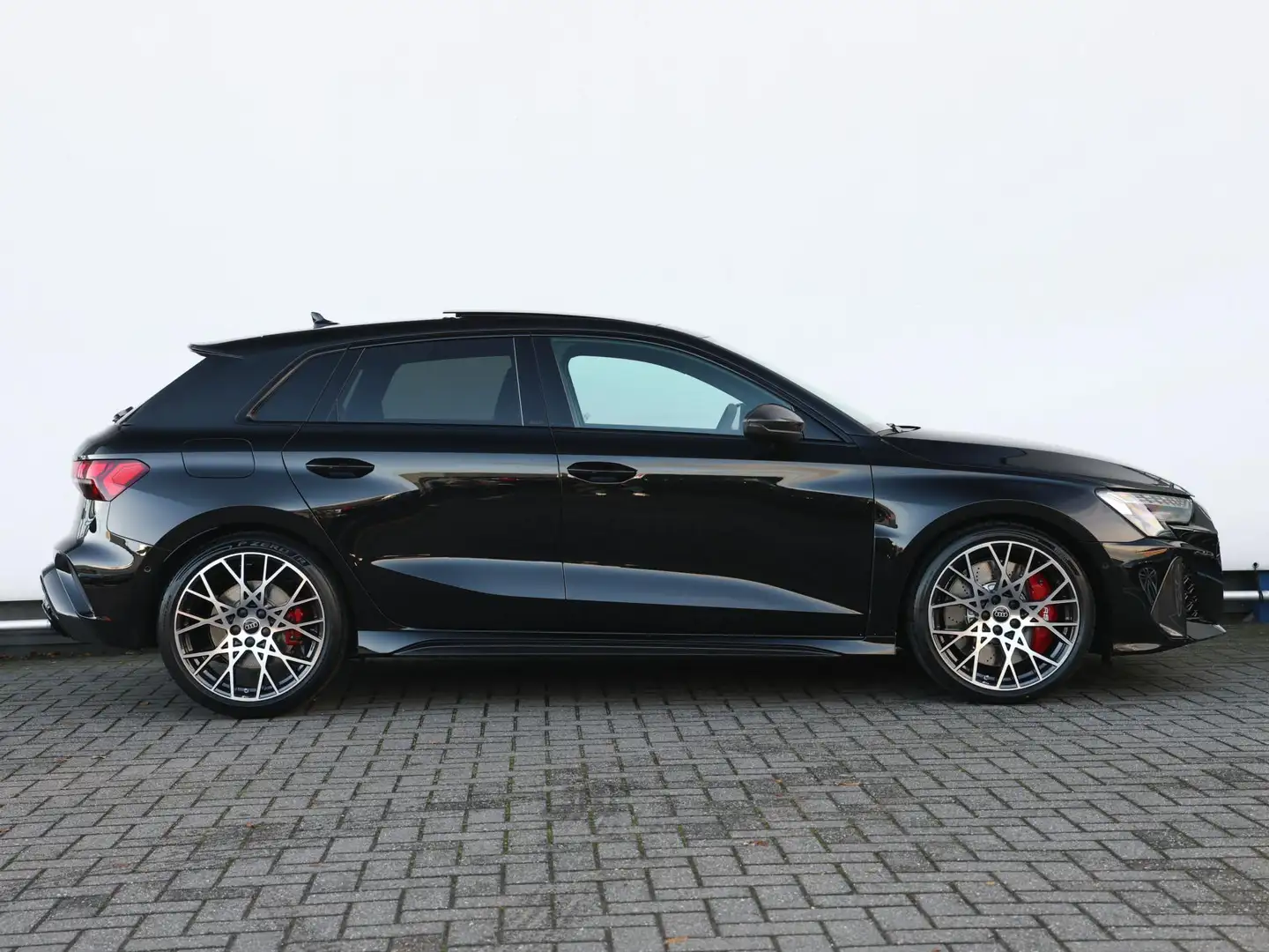 Audi RS3 Sportback (A4 PI) RS 3 Sportback 2.5 FSI 295 kW / Zwart - 2