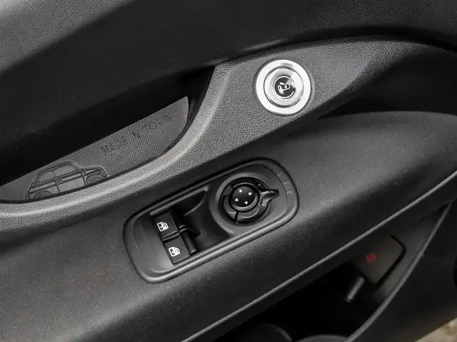 Fiat 500e view 10