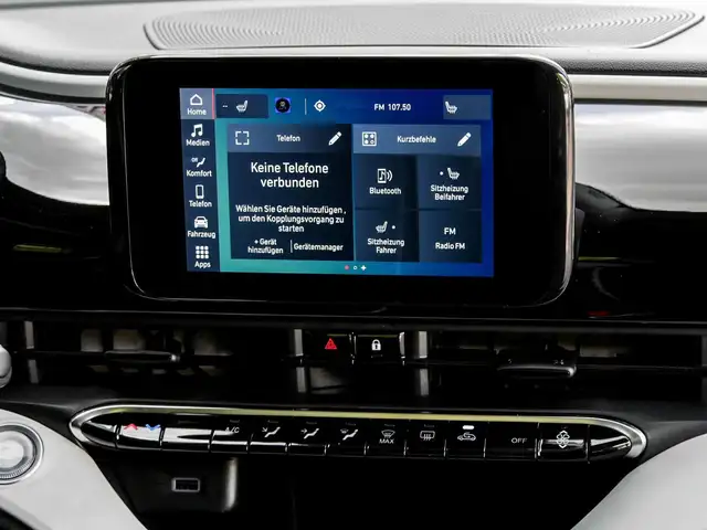 Fiat 500e view 7