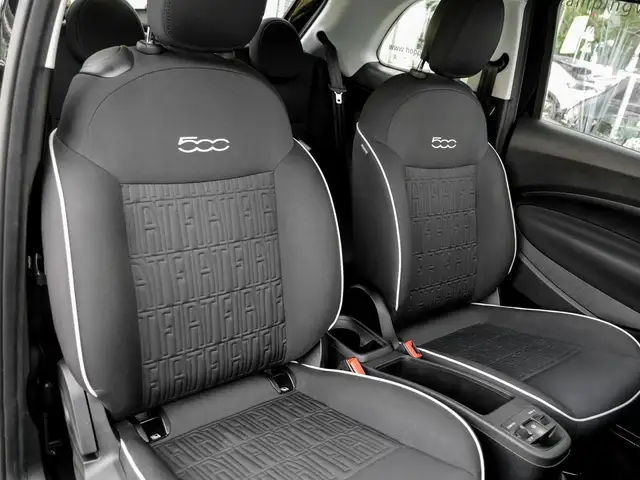 Fiat 500e view 6