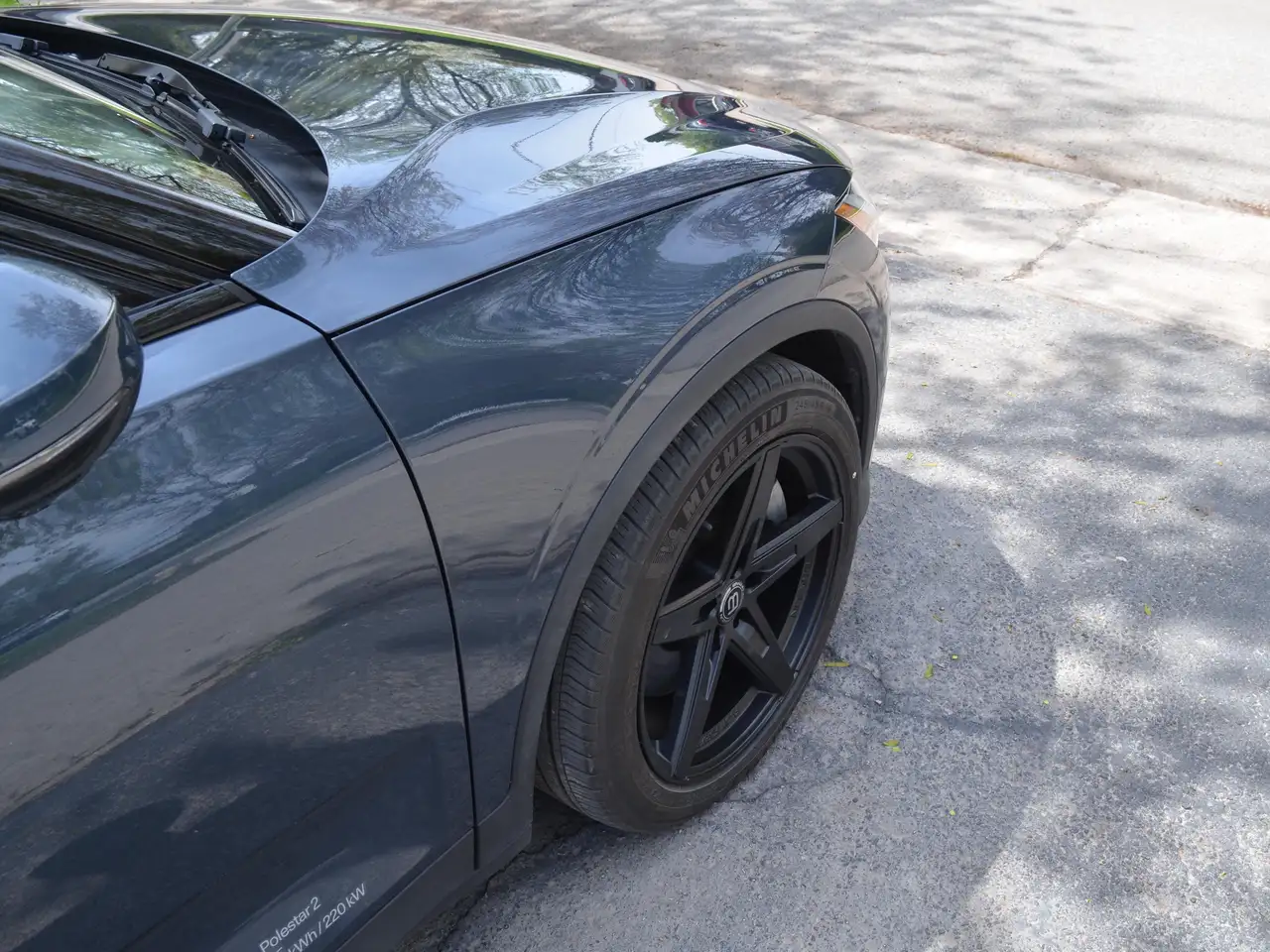 Polestar 2 снимка Polestar 2