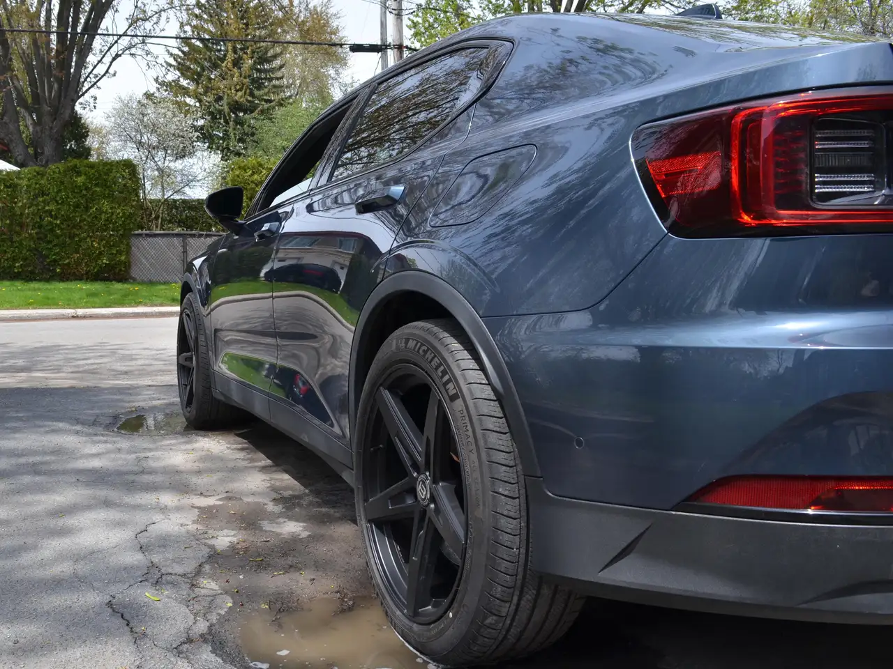 Polestar 2 снимка Polestar 2