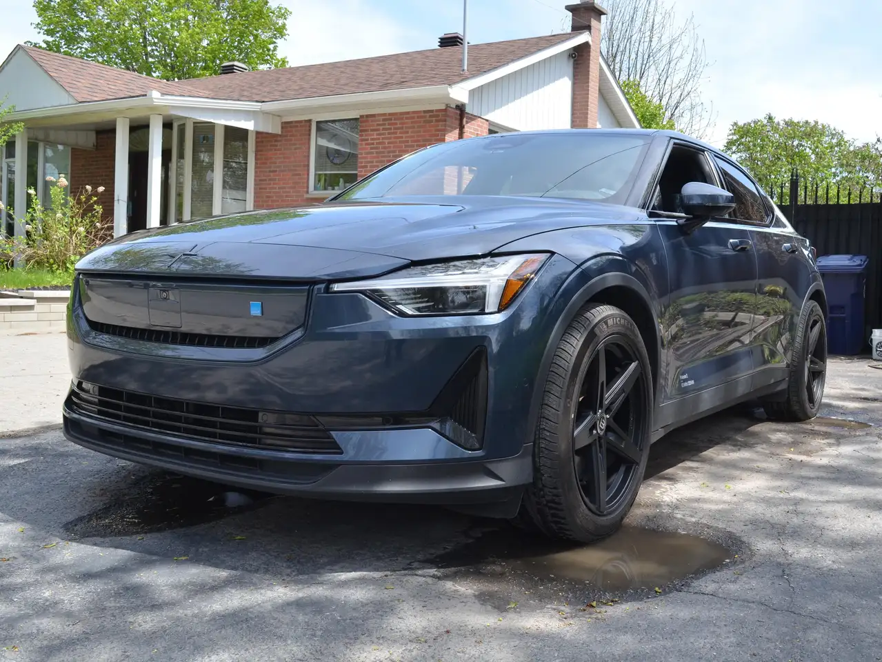 Polestar 2 снимка Polestar 2