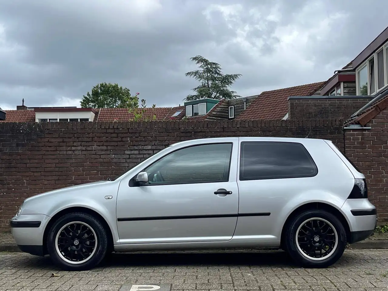 Volkswagen Golf 1.6-16V Trendline, foto 8