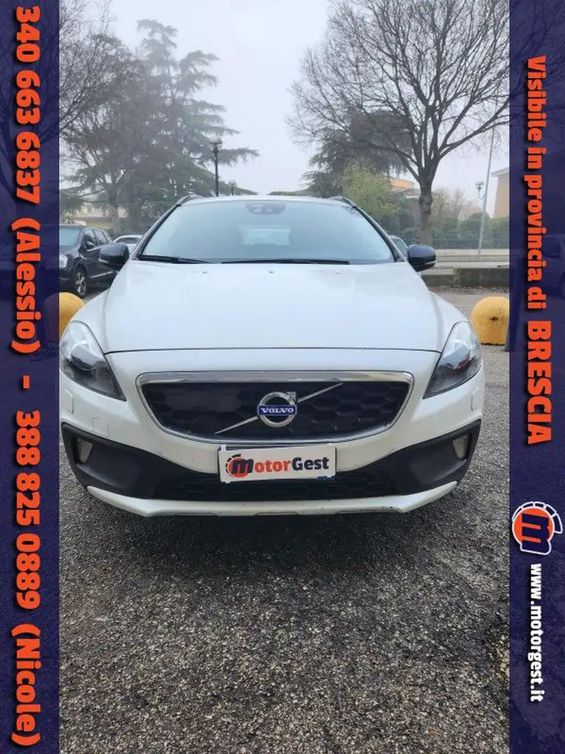 Volvo V40 Cross Country D3 Geartronic Kinetic Bianco - 2