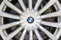 BMW 745 745e Gris - thumbnail 28