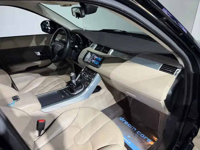 Land Rover Range Rover Evoque view 21