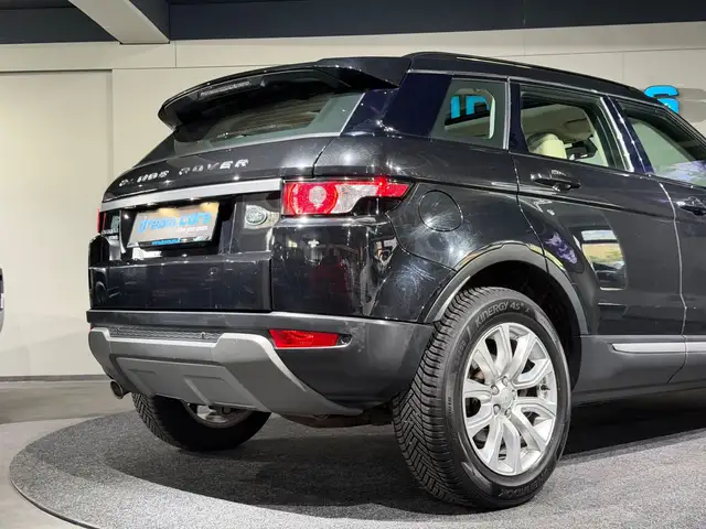 Land Rover Range Rover Evoque view 7