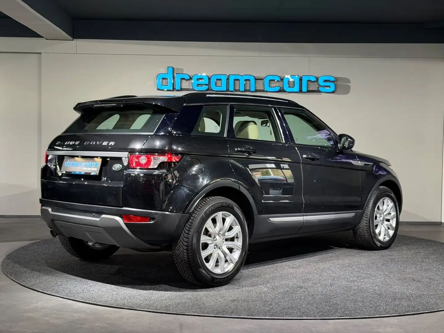 Land Rover Range Rover Evoque 2.2 TD4 Pure / 1. Besitz. / PANO / LEDER / NAVI / Schwarz - 2