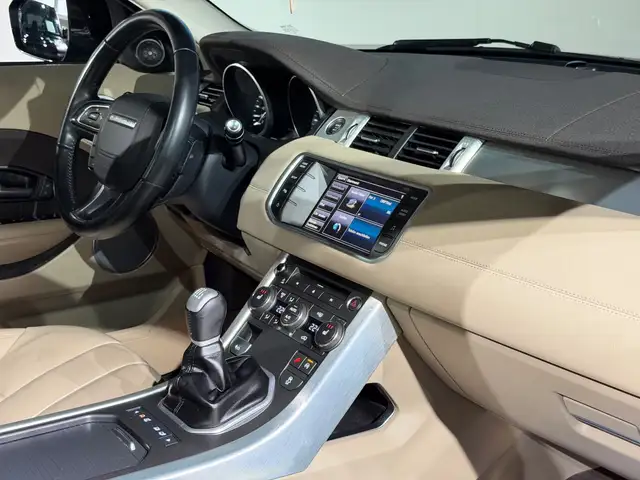 Land Rover Range Rover Evoque view 22