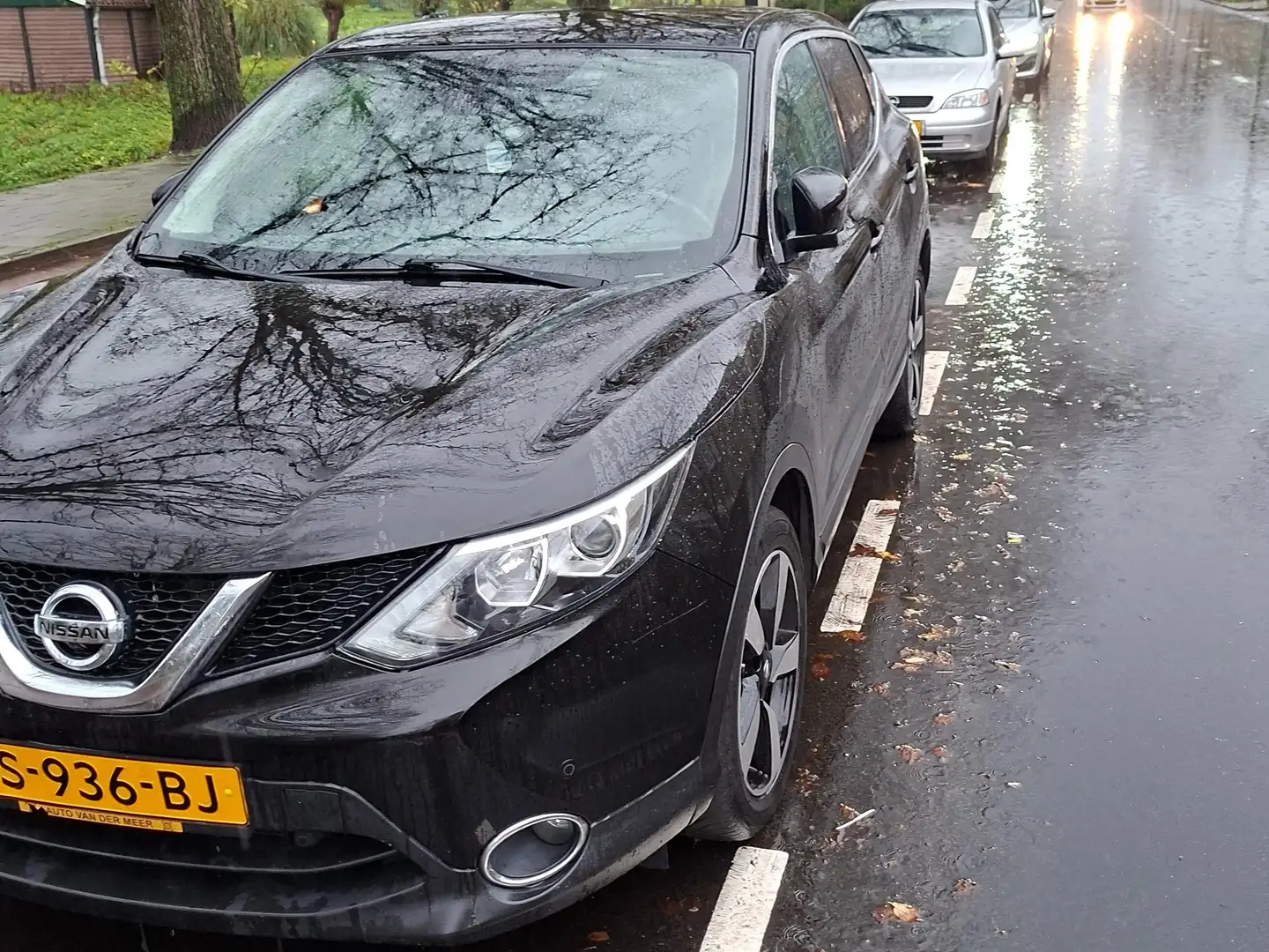 Nissan Qashqai Qashqai 1.2 Acenta Zwart - 1