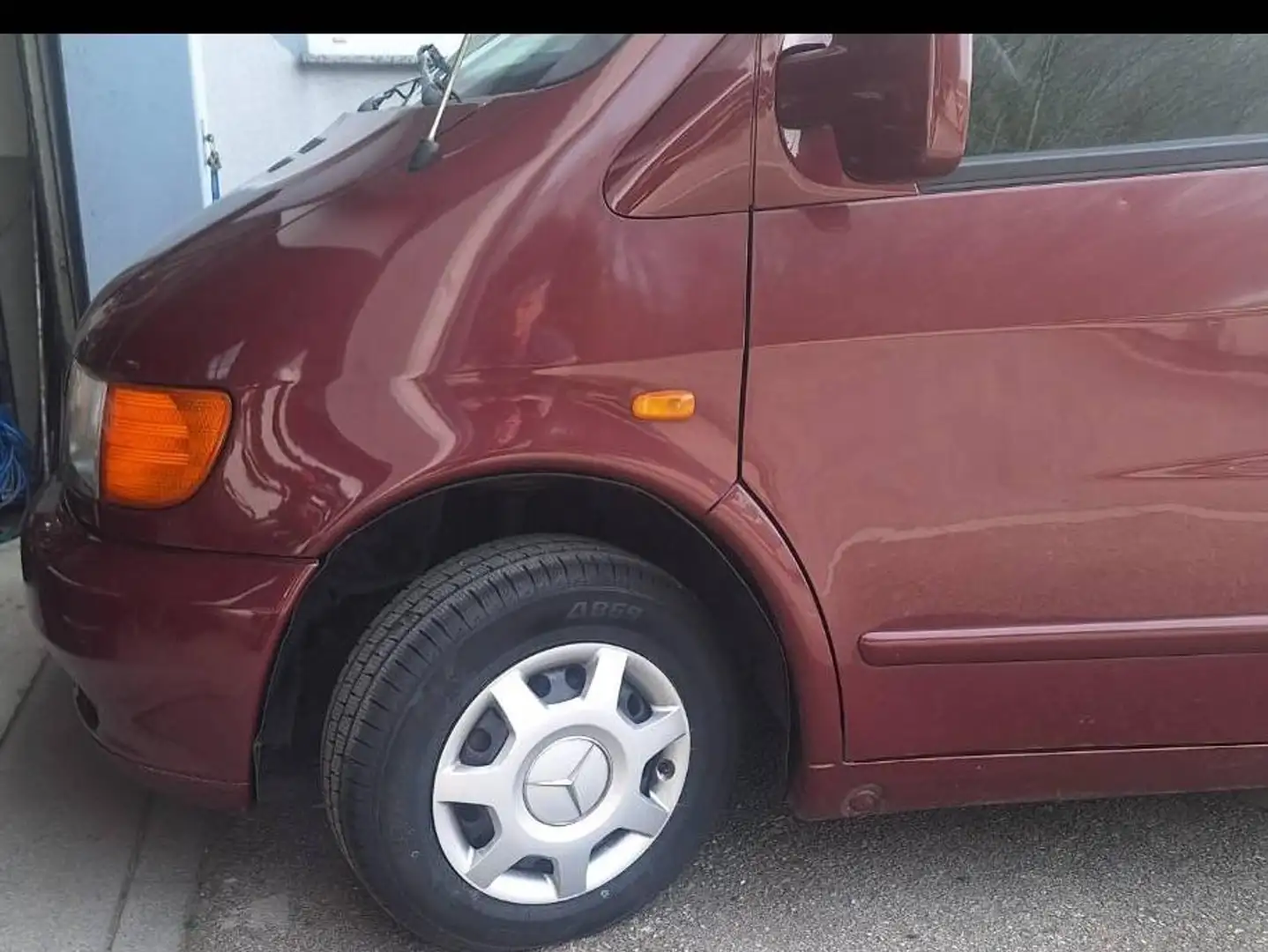 Mercedes-Benz Vito Vito 112 D Business-Van CDI Rot - 2
