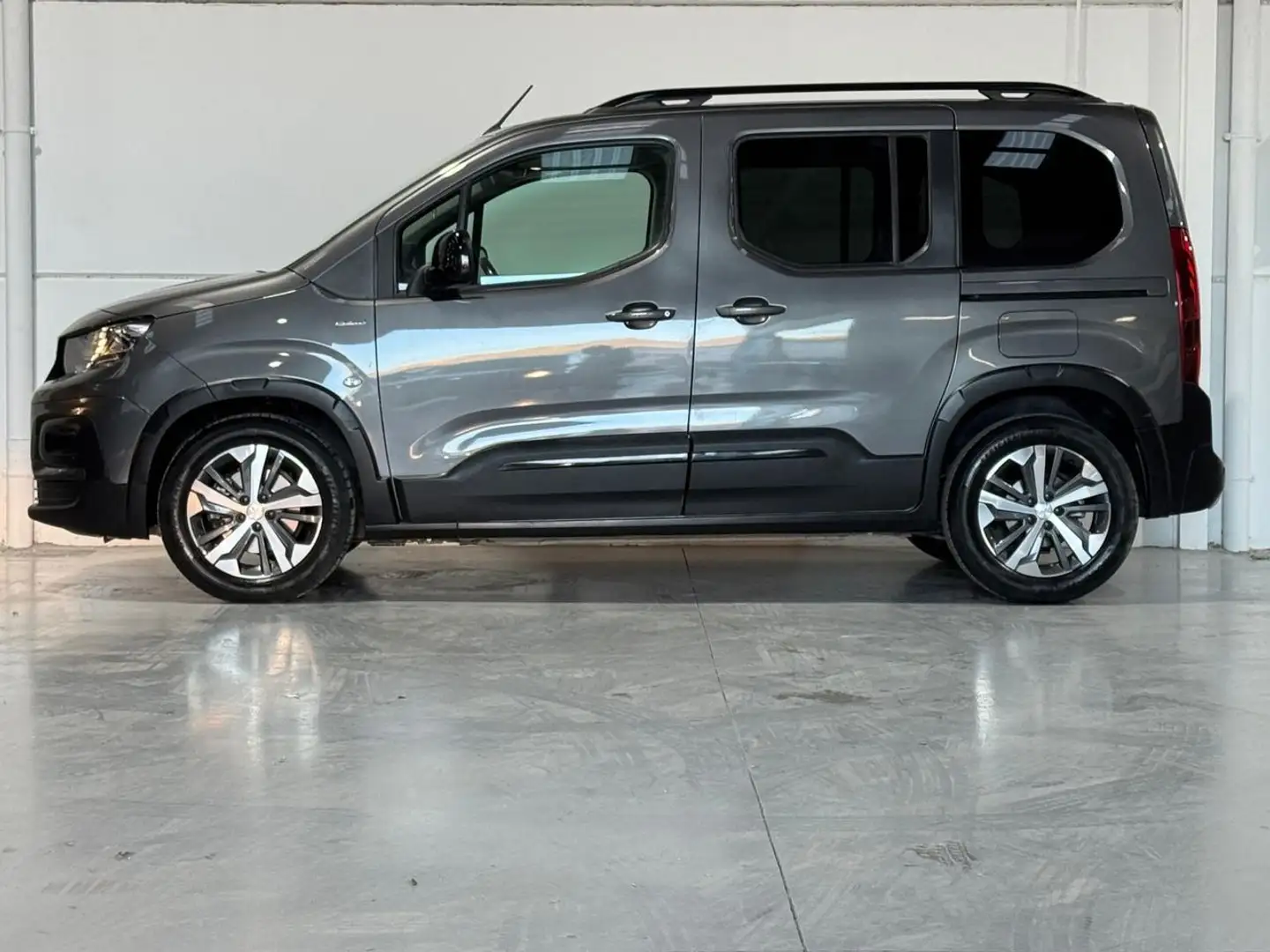 Peugeot Rifter 1.5BlueHDi S&S Standard GT Line EAT8 130 Gris - 2