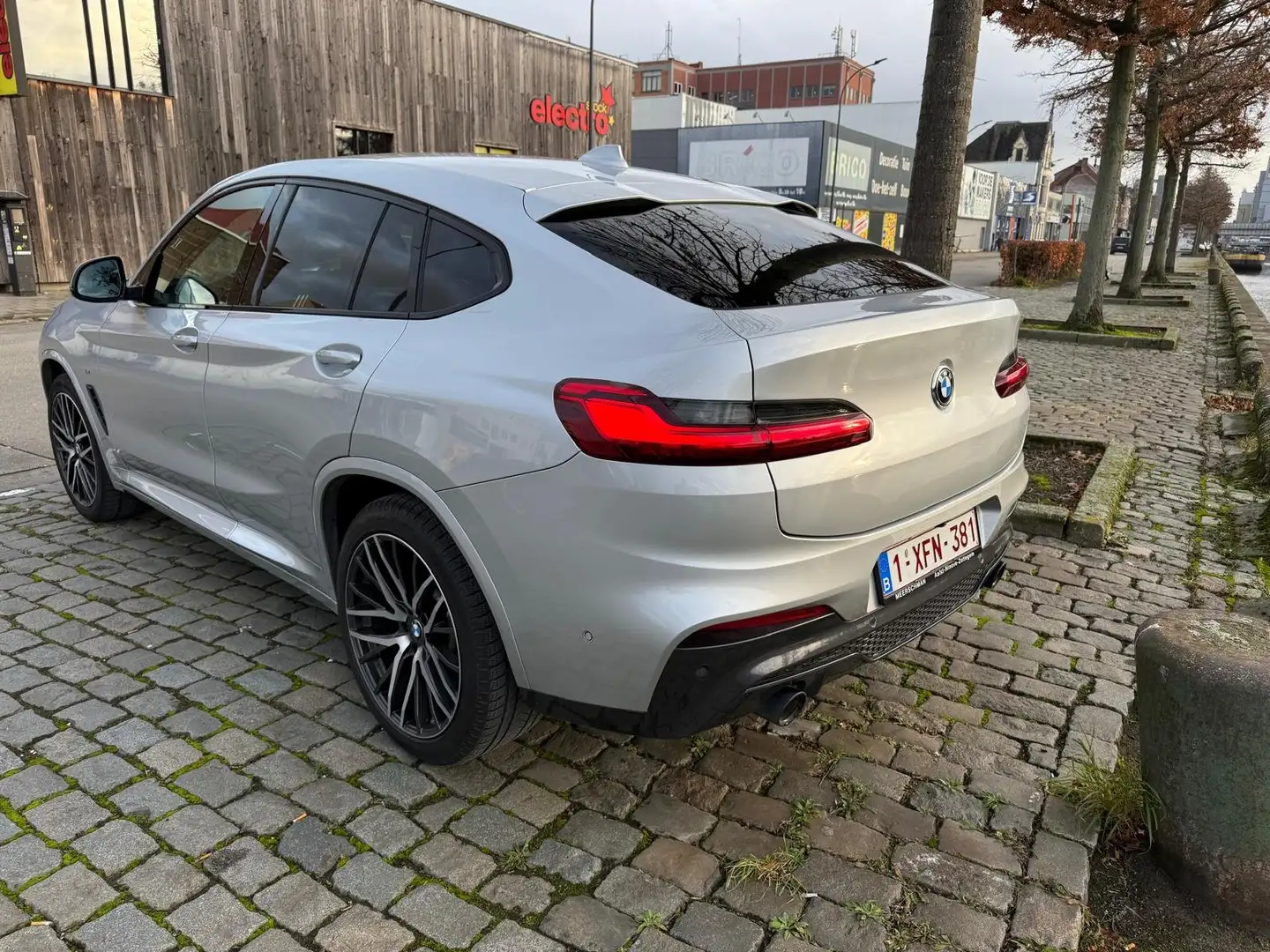 BMW X4 X4 xDrive20i Aut. xLine Argent - 2
