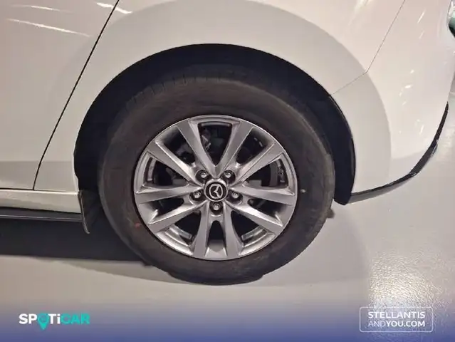 Mazda Mazda3 view 11