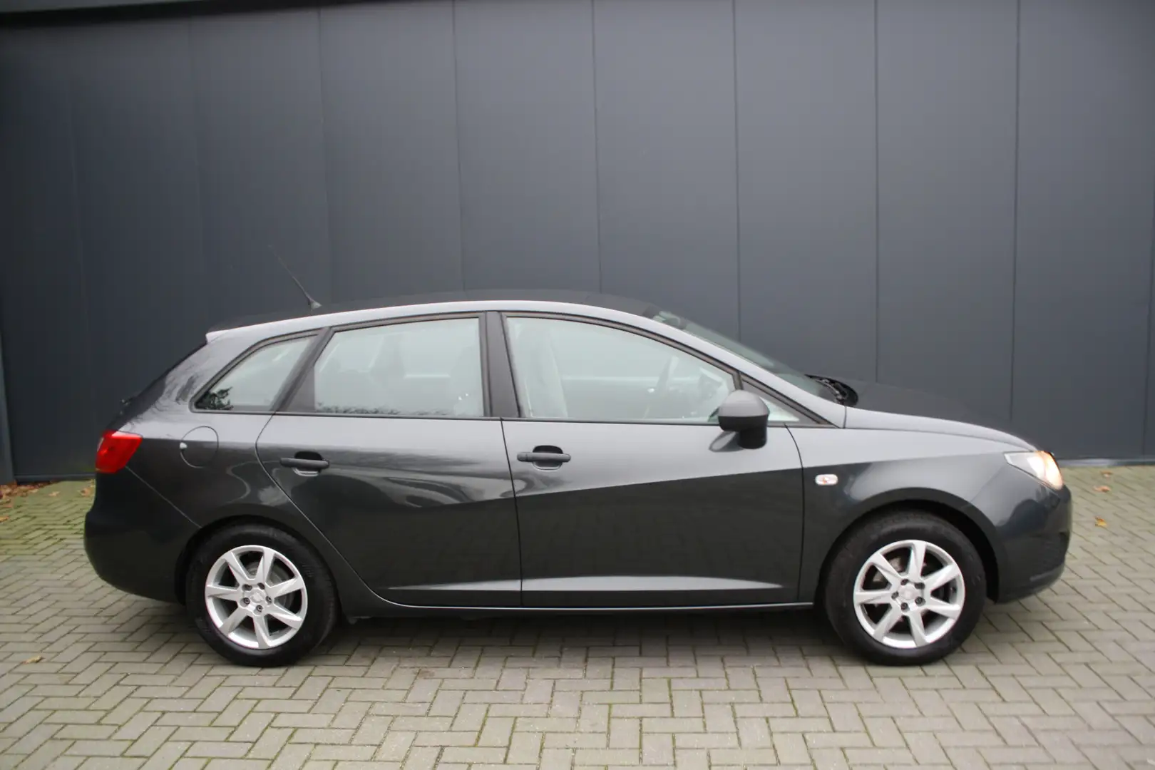 SEAT Ibiza ST 1.2 Club - AIRCO - TREKHAAK Grijs - 2